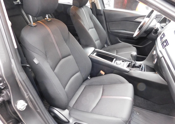 Mazda 3 cena 67900 przebieg: 93000, rok produkcji 2018 z Olsztynek małe 562